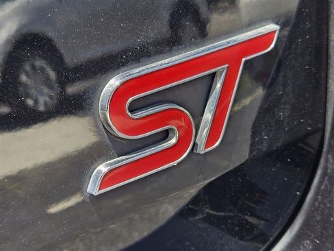 Used 2023 Ford Explorer ST w/ ST Street Pack RWD image 9