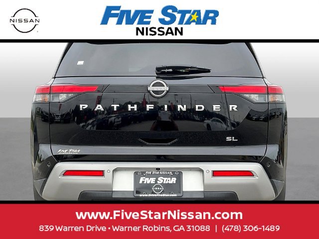 Used 2024 Nissan Pathfinder SL FWD image 6