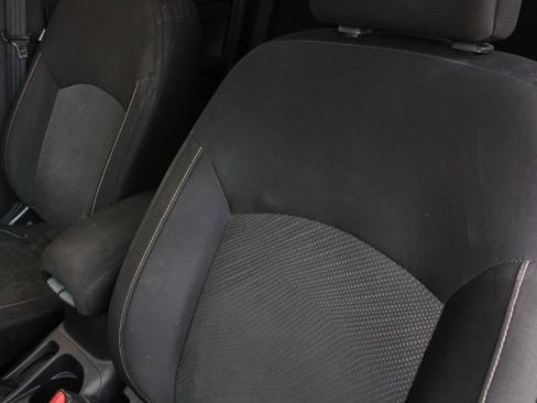 Used 2013 Mitsubishi Outlander Sport LE FWD image 4