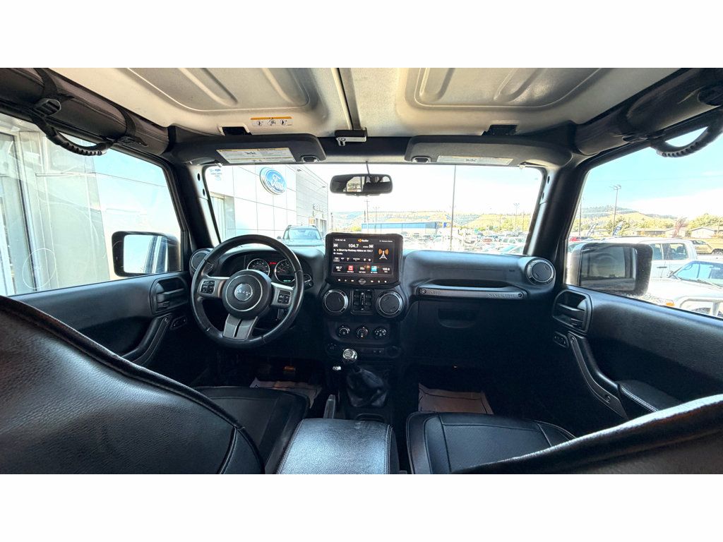 Used 2017 Jeep Wrangler Unlimited Sport AWD/4WD image 14
