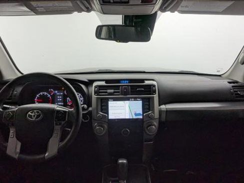 Used 2020 Toyota 4Runner SR5 Premium image 26