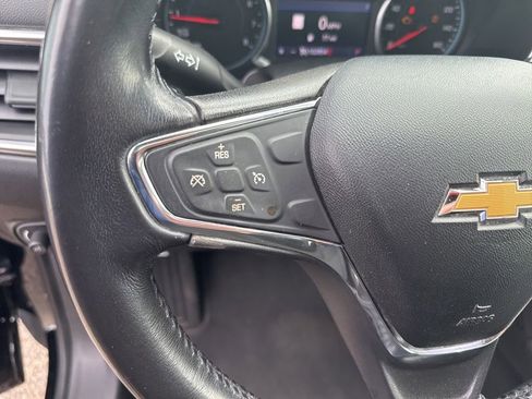 Used 2019 Chevrolet Equinox LT w/ Sun & Navigation Package AWD/4WD image 19