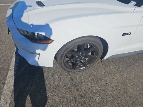 Used 2018 Ford Mustang GT Premium w/ Black Accent Package RWD image 3