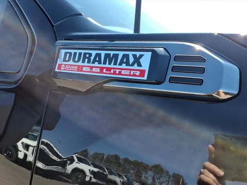 New 2026 GMC Sierra 2500 AT4 w/ AT4 Premium Plus Package image 10