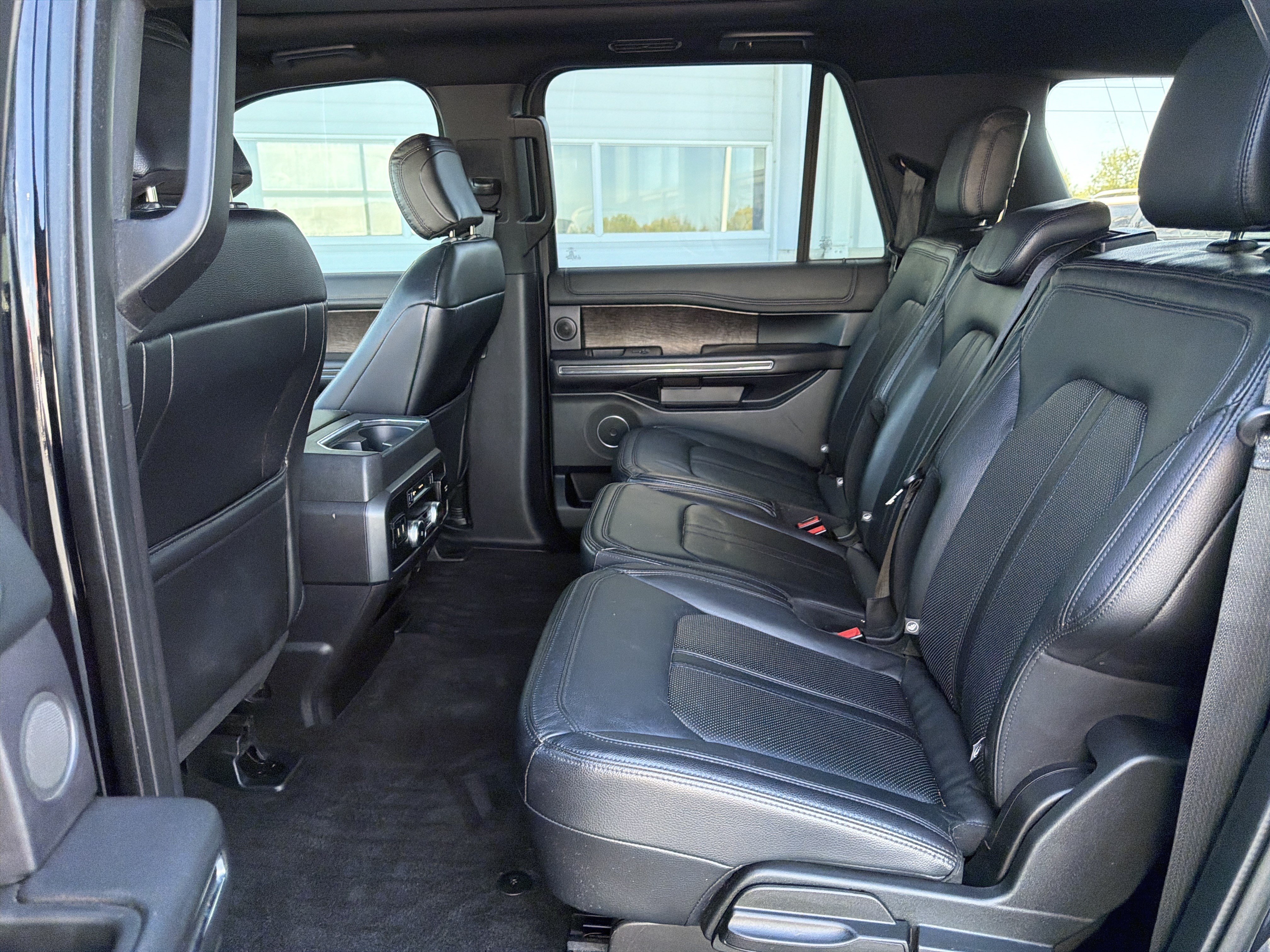 Used 2019 Ford Expedition Max Limited AWD/4WD image 32