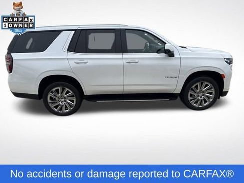 Used 2021 Chevrolet Tahoe LT w/ Luxury Package image 2