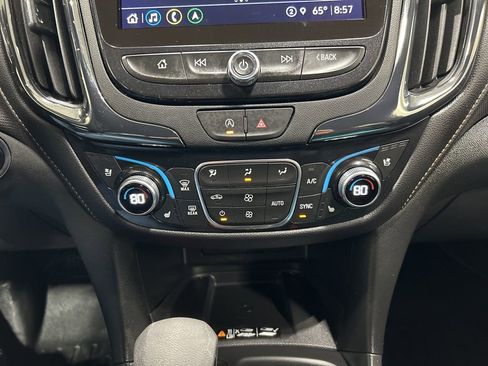 Used 2024 Chevrolet Equinox Premier image 24