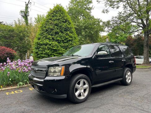 Used 2010 Chevrolet Tahoe LT w/ Regional Value Package AWD/4WD image 3