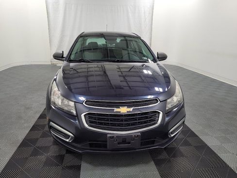 Used 2015 Chevrolet Cruze LS FWD image 14