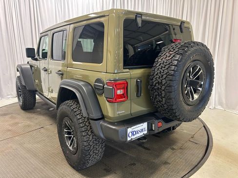 New 2026 Jeep Wrangler Moab image 28