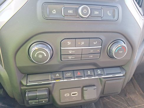 Used 2021 Chevrolet Silverado 1500 Custom Trail Boss w/ Safety Confidence Package image 27