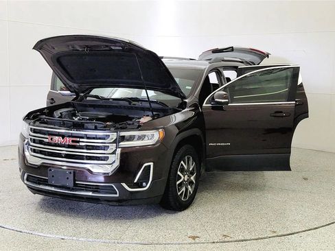 Used 2021 GMC Acadia SLT w/ Technology Package FWD image 10