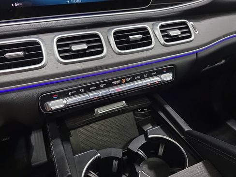 Used 2021 Mercedes-Benz GLE 350 4MATIC image 24