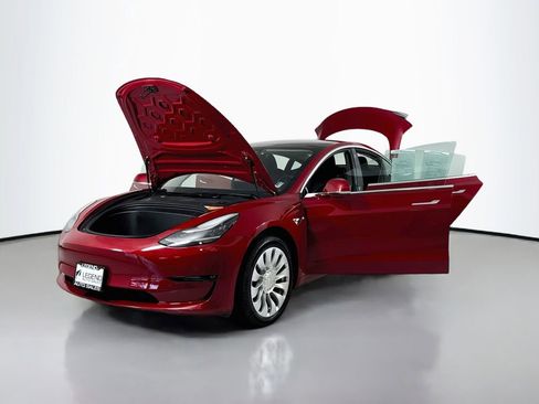 Used 2018 Tesla Model 3 Long Range RWD image 26