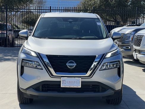 Certified 2023 Nissan Rogue SV image 6