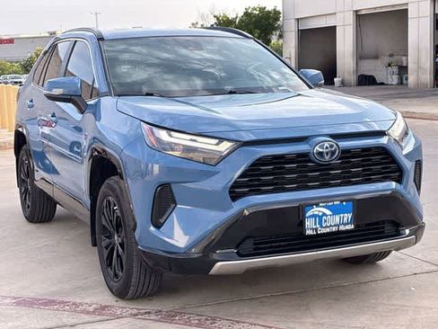 Used 2024 Toyota RAV4 SE AWD/4WD image 8