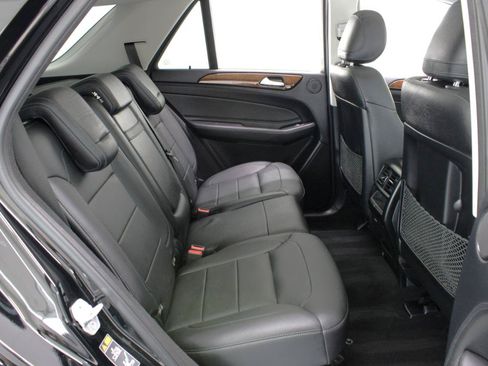 Used 2017 Mercedes-Benz GLE 400 4MATIC image 40