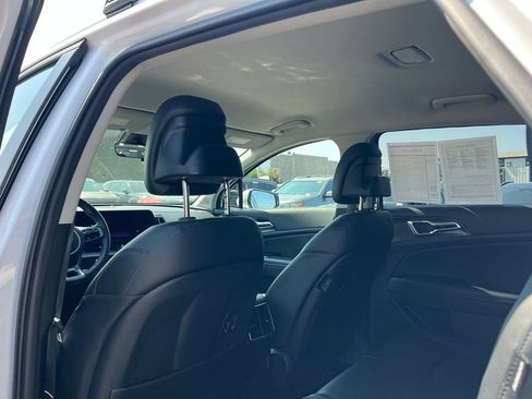 Certified 2024 Kia Sportage EX AWD/4WD image 13