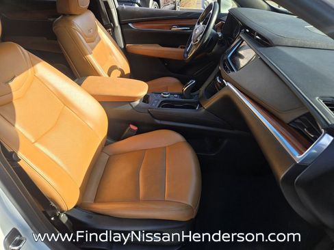 Used 2020 Cadillac XT5 Premium Luxury w/ LPO, Floor Liner Package image 16