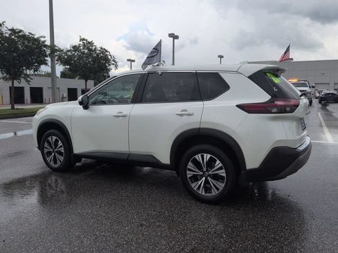 Used 2021 Nissan Rogue SV FWD image 6