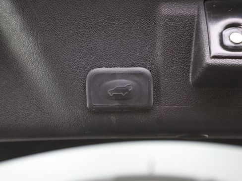 Used 2017 GMC Acadia Limited SLT image 19