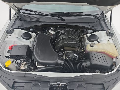 Certified 2023 Chrysler 300 Touring RWD image 27