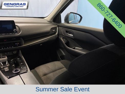 Used 2025 Nissan Rogue SV AWD/4WD image 29