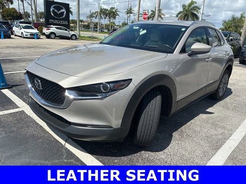 Used 2023 MAZDA CX-30 AWD 2.5 S w/ Premium Package image 3