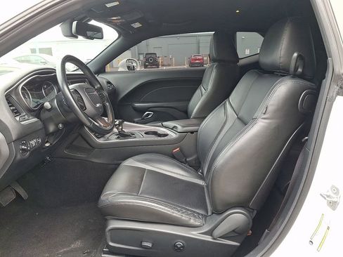 Used 2019 Dodge Challenger SXT w/ Plus Package AWD/4WD image 11
