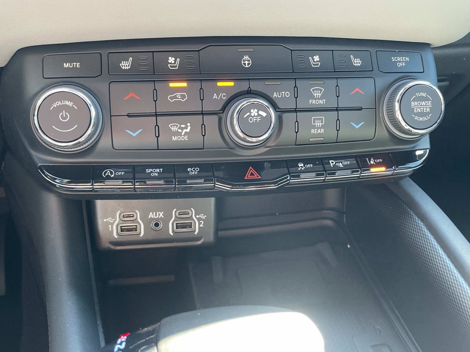 Used 2023 Dodge Durango GT RWD image 31
