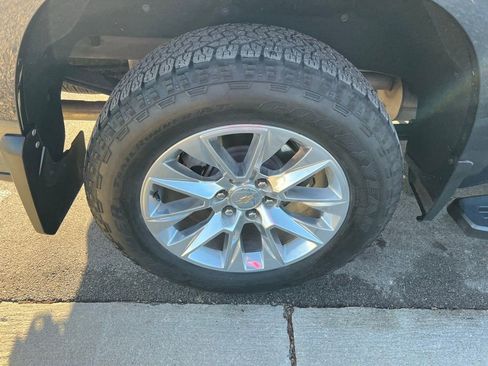 Used 2022 Chevrolet Silverado 1500 LTZ w/ LTZ Premium Package image 11