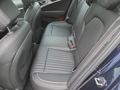 New 2026 Genesis G70 2.5T Prestige image 6