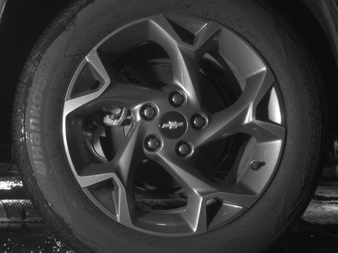 Used 2025 Chevrolet Trax LT FWD image 15