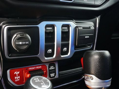 Used 2021 Jeep Wrangler Rubicon image 26