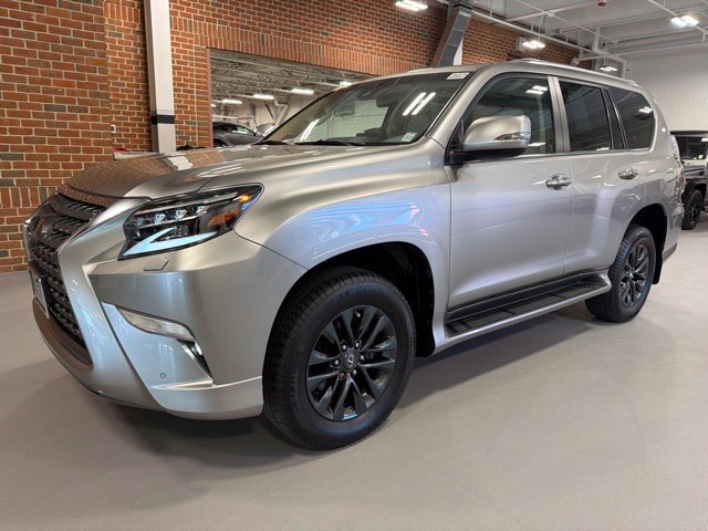 Used 2023 Lexus GX 460 Premium w/ Premium Package AWD/4WD image 3