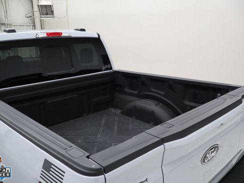 Used 2025 Ford F150 Lariat w/ Equipment Group 502A High AWD/4WD image 24