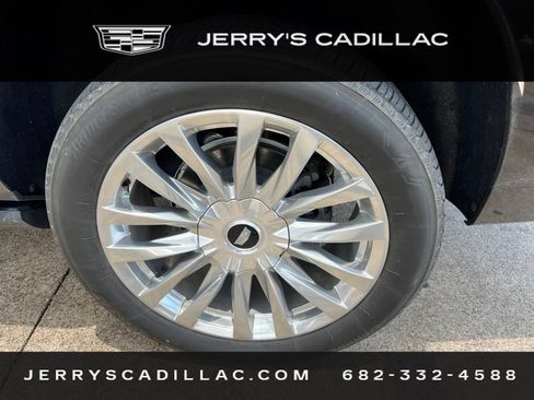 Used 2021 Cadillac Escalade Sport Platinum AWD/4WD image 6