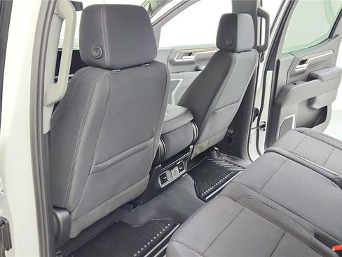 New 2026 GMC Sierra 1500 SLE image 26