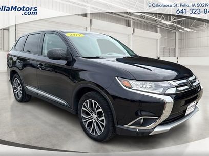 Used 2017 Mitsubishi Outlander ES