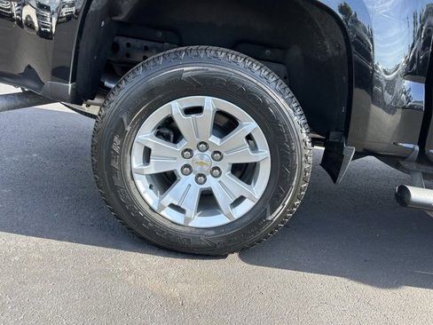 Used 2022 Chevrolet Colorado LT image 7