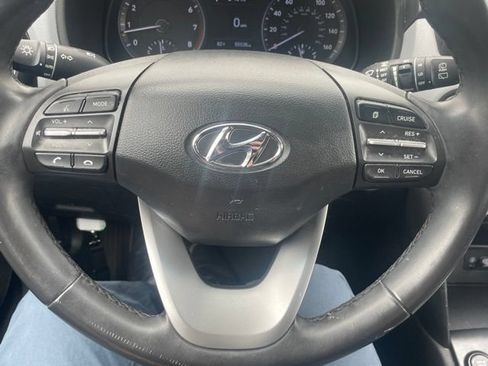 Used 2021 Hyundai Kona SEL FWD image 8