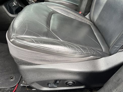 Used 2015 Jeep Renegade Limited FWD image 25