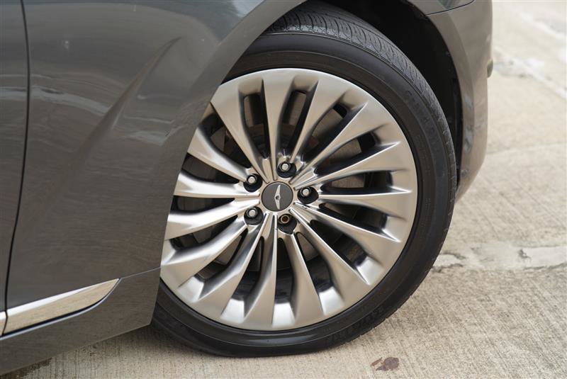 Used 2019 Genesis G90 5.0 Ultimate RWD image 21