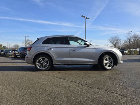 Used 2021 Audi Q5 e Prestige w/ Prestige Package image 18