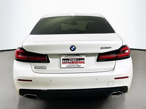 Used 2021 BMW 530i w/ Premium Package image 6