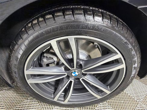 Used 2020 BMW 740i w/ M Sport Package image 22