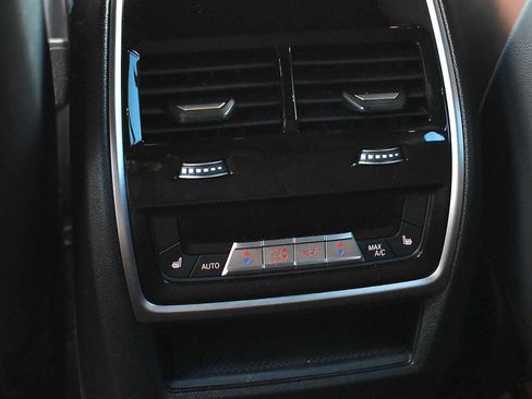 Used 2026 BMW X5 M60i image 16