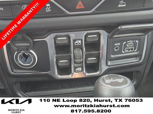 Used 2024 Jeep Wrangler Sahara w/ Technology Group image 22