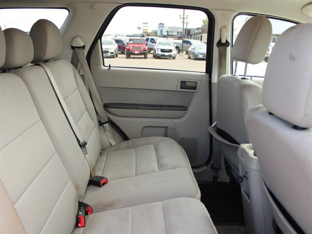 Used 2010 Ford Escape XLT AWD/4WD image 24