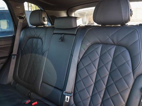 Used 2025 BMW X5 sDrive40i image 18